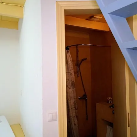 Casa de Férias Caza Rina Appartment, *