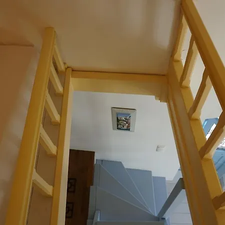 Casa de Férias Caza Rina Appartment, *
