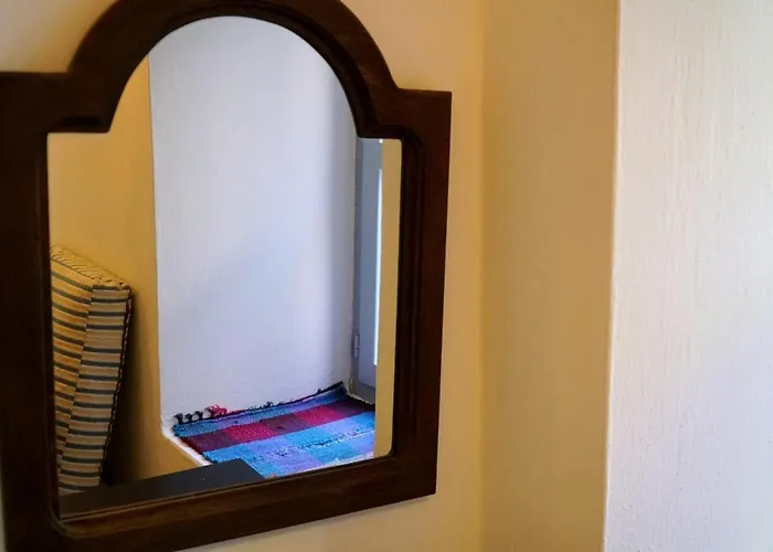 Caza Rina Appartment, بيت للعطل