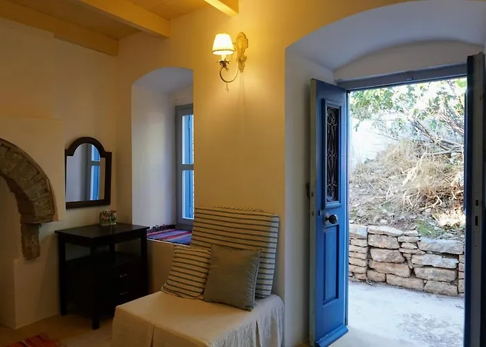 Caza Rina Appartment, سيمي