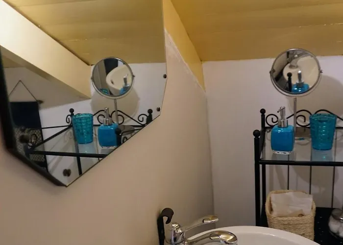 Caza Rina Appartment, بيت للعطل *