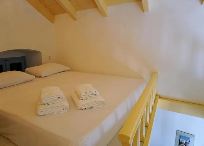 Caza Rina Appartment, سيمي