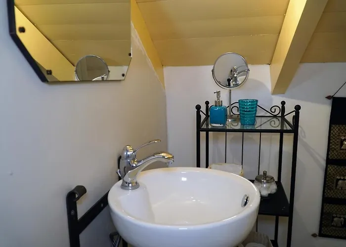 Caza Rina Appartment, بيت للعطل *